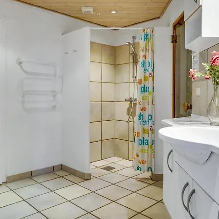 Gorgeous In With House Sea View Holiday home *
